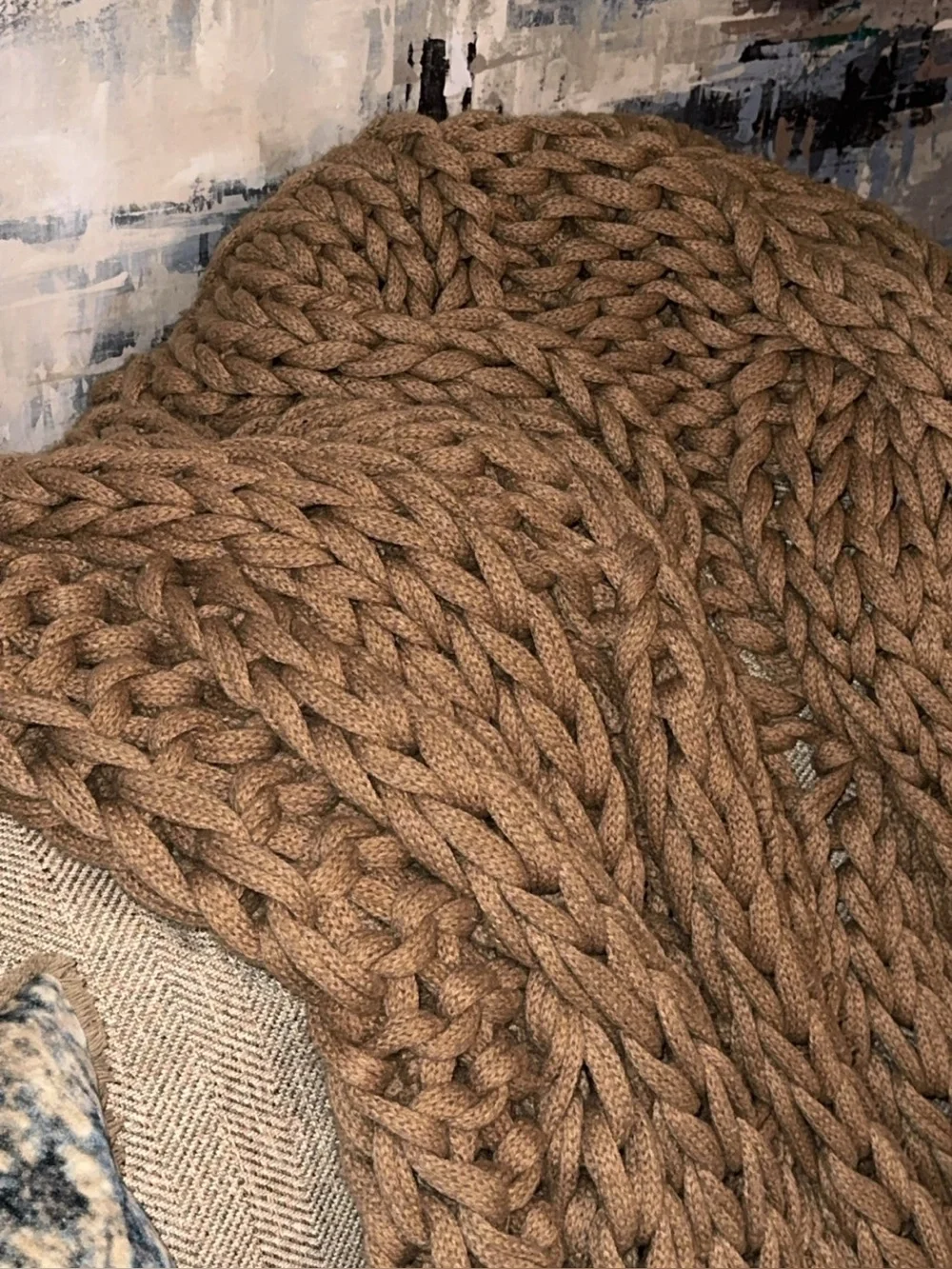 POTTERY BARN BROWN HAND KNIT COLOSSAL THROW HOME DECOR ACCENT